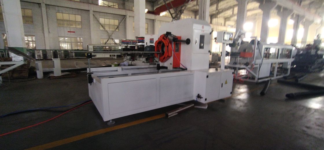 สายการผลิตท่อลูกฟูกสองชั้นอัตโนมัติ พร้อมระบบควบคุม PLC ขั้นสูง และแม่พิมพ์ 28/36 คู่ สำหรับท่อขนาดเส้นผ่านศูนย์กลาง 50 มม. - 200 มม.