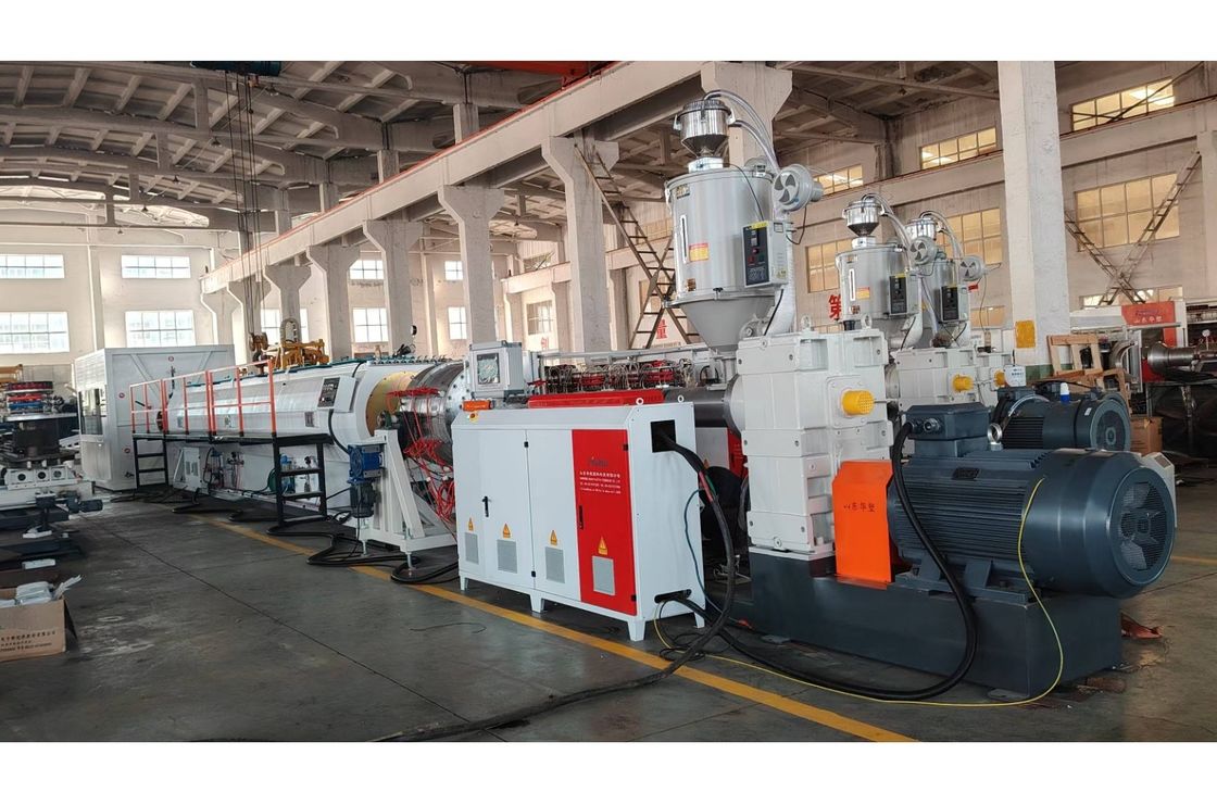 Siemens Beide / WEG Motor HDPE Pipe Extrusion Machine สําหรับการประมวลผลที่แม่นยําและแม่นยํา