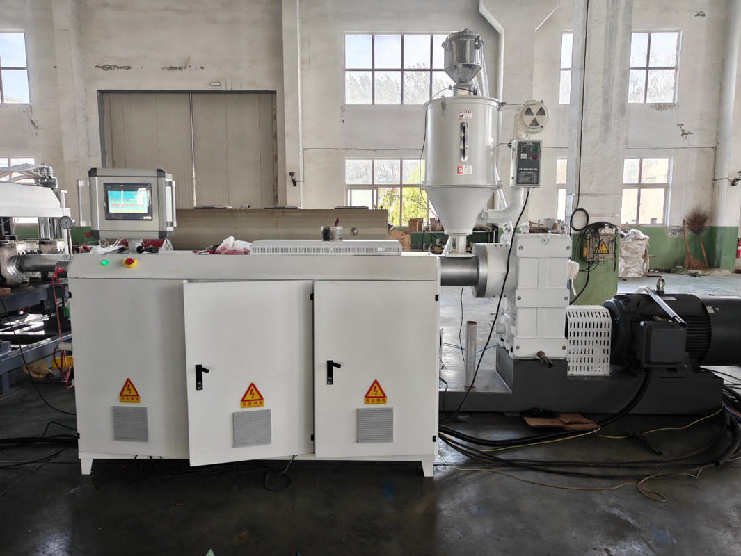 สายการผลิตท่อลูกฟูกผนังเดี่ยว พร้อมแรงดันไฟฟ้า 220-440V ความเร็วการผลิตสูงสุด 15 เมตร/นาที และขนาด 75-250 มม.