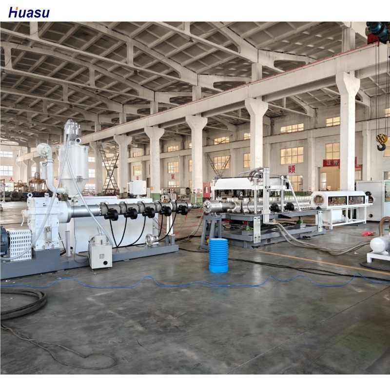 สายการผลิตการอัดขึ้นรูปท่อลูกฟูกผนังเดี่ยวอัตโนมัติ พร้อมวัสดุกระบอกสูบ 38CrMoAlA สำหรับท่อขนาด 75-250 มม. ที่ความเร็วการผลิต 15 เมตร/นาที