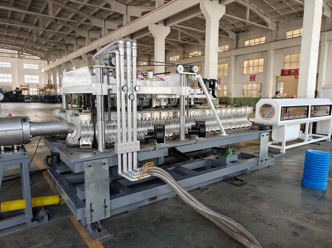 สายการผลิตท่อลูกฟูกผนังเดี่ยวขนาด 75-250 มม. พร้อมความเร็วเอาต์พุตสูงสุด 15 ม./นาที และแรงดันไฟฟ้า 220-440V
