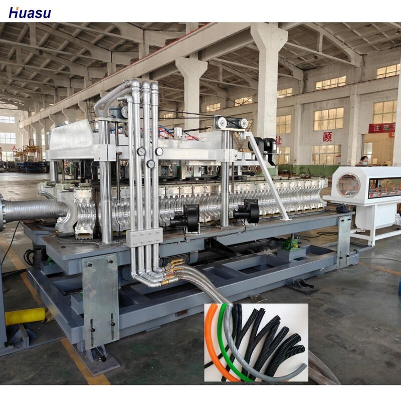 สายการผลิตการอัดขึ้นรูปท่อลูกฟูกสองชั้นพร้อมชิ้นส่วนไฟฟ้าหลักของ Siemens พร้อมแม่พิมพ์ 48 ชิ้น และฟังก์ชันการทำความเย็นด้วยน้ำ