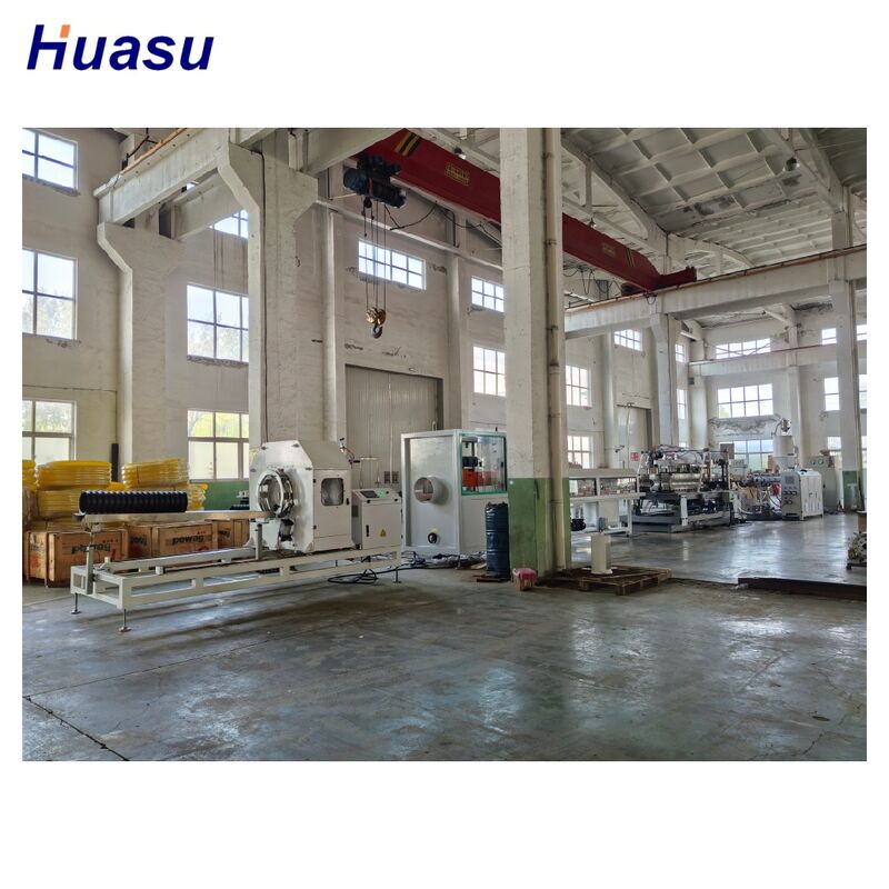 การผลิตสูง อัตโนมัติคอมพิวเตอร์ HDPE ท่อ extrusion สายกับ Siemens PLC การควบคุมสําหรับการผลิตท่อ corrugated