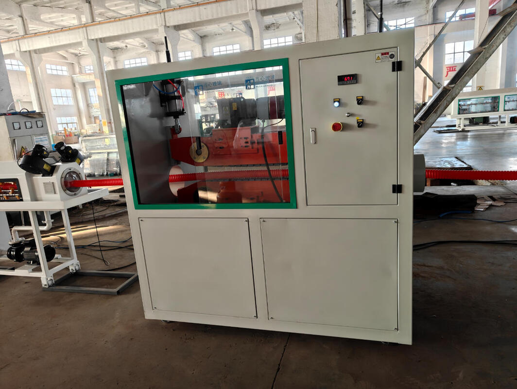 Siemens Electric Double Wall Corrugated Pipe Extrusion Line with Water Cooling and 100kg/h - 2000kg/h ความจุในการผลิต