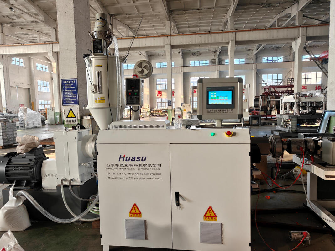 สายการผลิตท่อลูกฟูกสองชั้นพร้อมชิ้นส่วนไฟฟ้าหลักของ Siemens, วัสดุเกียร์ 20CrMnTi และสกรูบาร์เรล HV>740