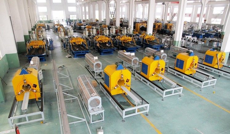 Qingdao คู่กำแพงลูกฟูก Extruder ท่อ Double Wall Corrugated ท่อ Extruder