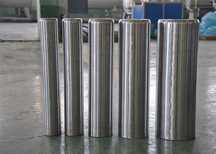 เครื่องทำลูกฟูก PVC HDPE 80 กก. / ชม. สำหรับท่อ 250 มม