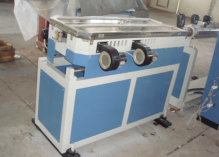 พลาสติก UPVC PVC CPVC ท่อ HDPE PPR PE PP น้ำ ท่อร้อยสายไฟฟ้า ท่อ ท่อ สายการผลิตการอัดรีด