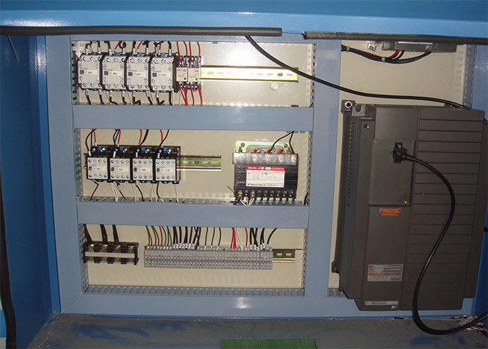 พลาสติก PVC Single Wall Corrugated Pipe Extrusion Line Machine 16-25 Mm